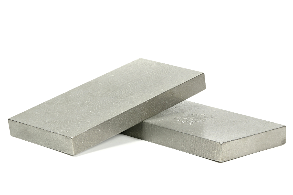 Titanium ingot