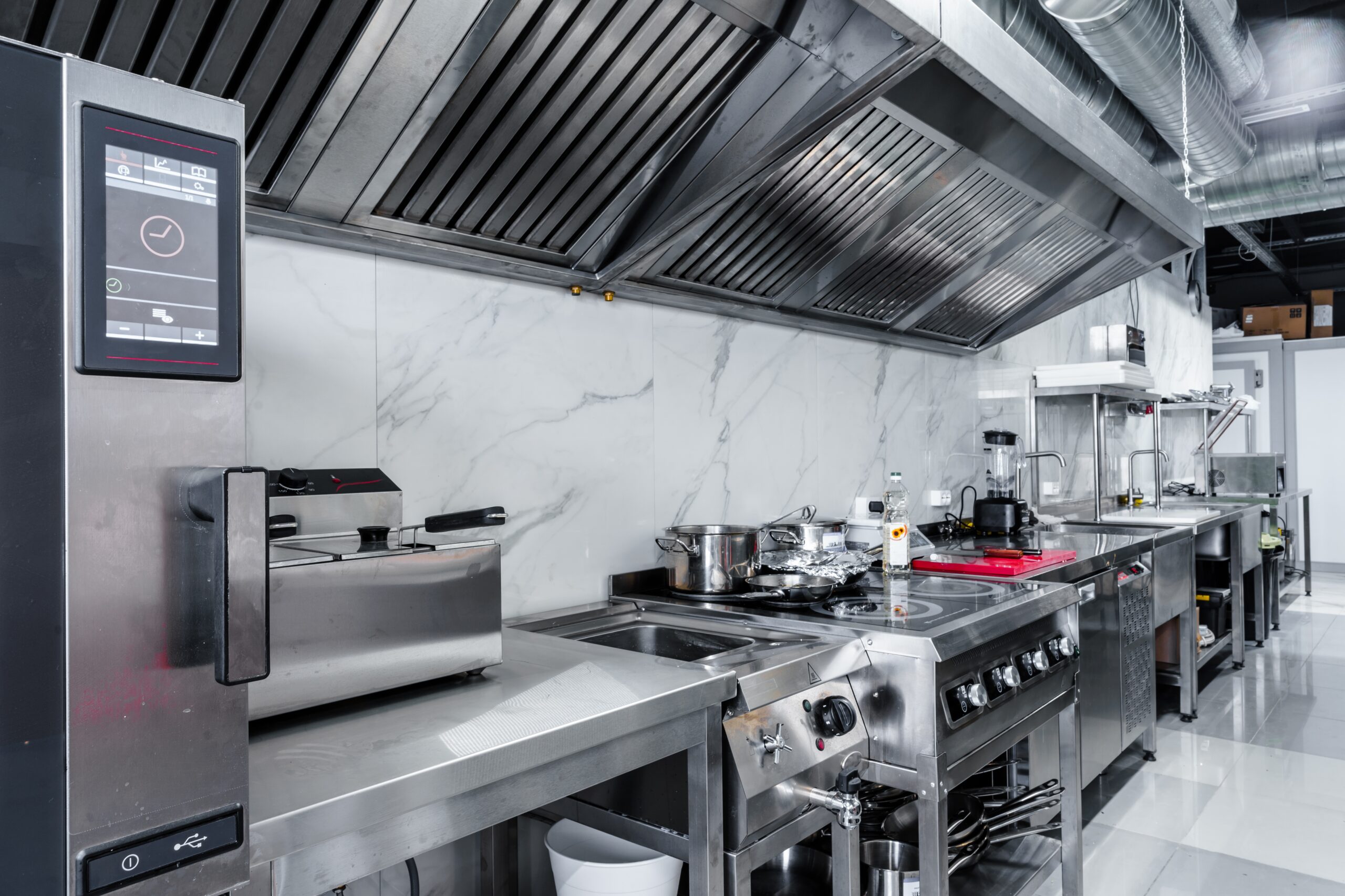 metalsupermarkets-uk-stainless-steel-commercial-kitchen-applaiances-2024-blog